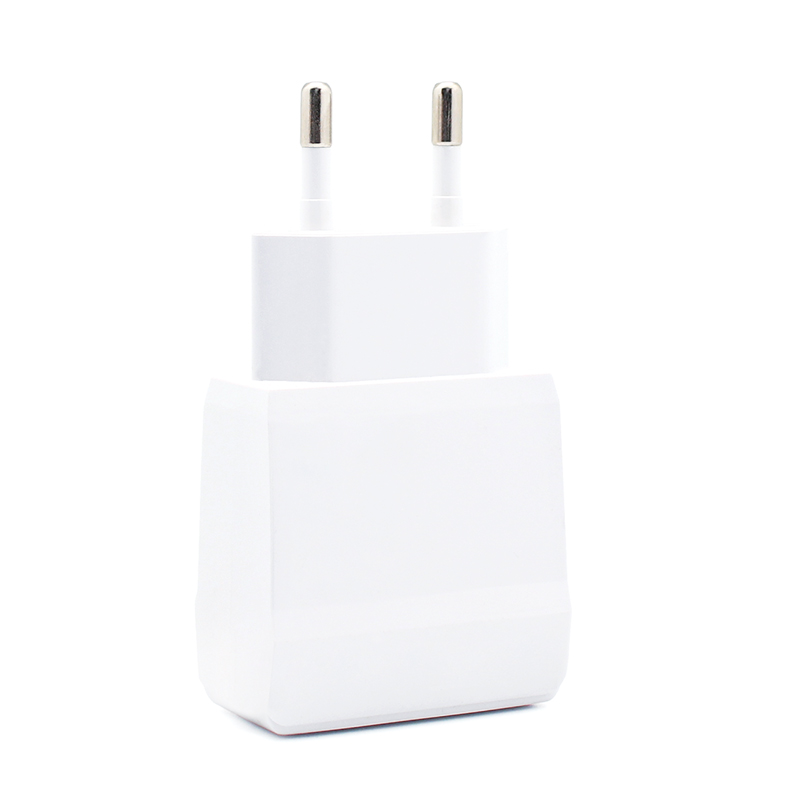 kucni punjac teracell evo lp01 lightning usb 1a beli-kucni-punjac-teracell-evo-lp01-lightning-usb-1a-beli-112199-58774-100579.png