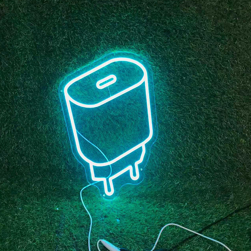 neon svetleci reklamni znak punjac-neon-svetleci-reklamni-znak-punjac-164612-297532-164612.png