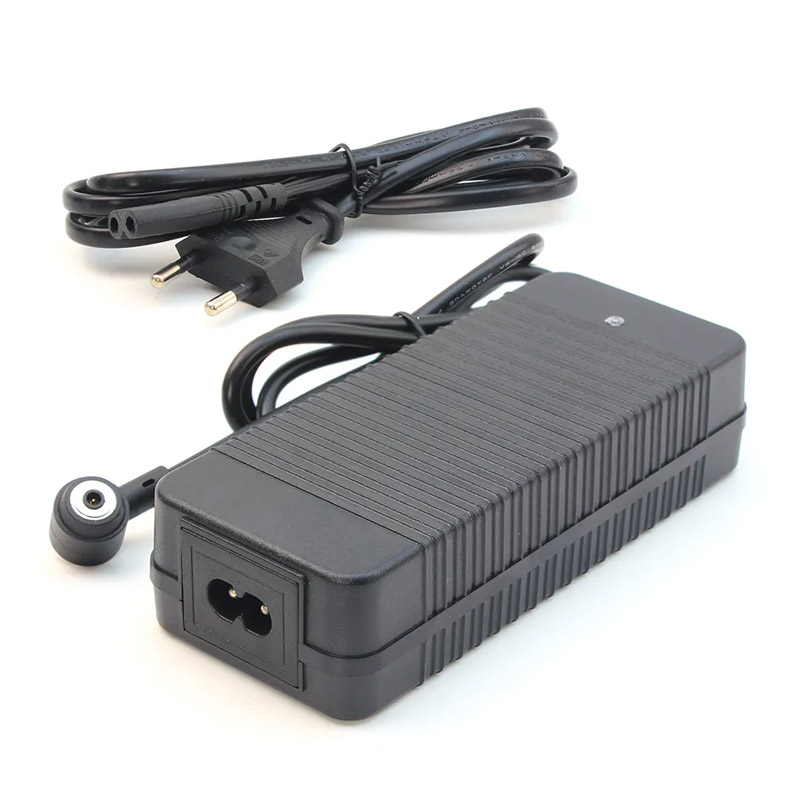 punjac za elektricni trotinet xiaomi m365 4 pro 42v 2.0a-punjac-za-elektricni-trotinet-xiaomi-m365-4-pro-42v-20a-172575-328002-172575.png